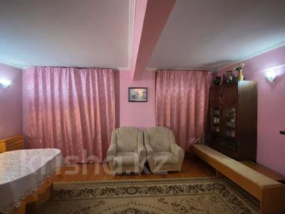 3-бөлмелі пәтер · 80.7 м² · 1/5 қабат, Назарбаева 79/2, бағасы: 22.5 млн ₸ в Усть-Каменогорске