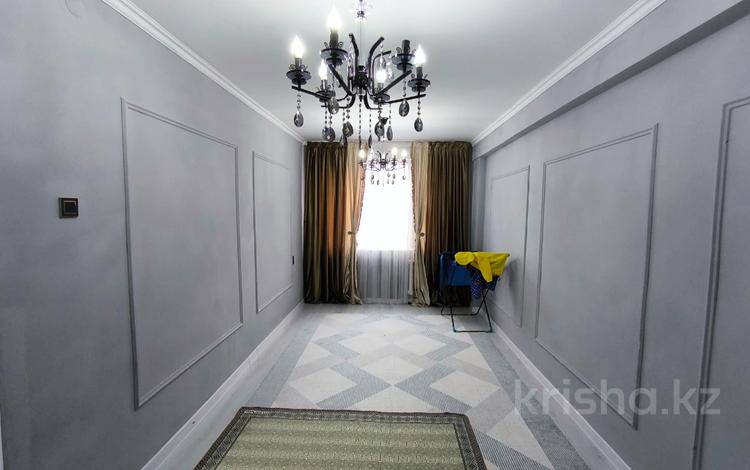 3-бөлмелі пәтер · 72.6 м² · 4/5 қабат, ИЛЯЕВА — Шахан, Грамад, бағасы: 23 млн ₸ в Шымкенте, Аль-Фарабийский р-н — фото 2