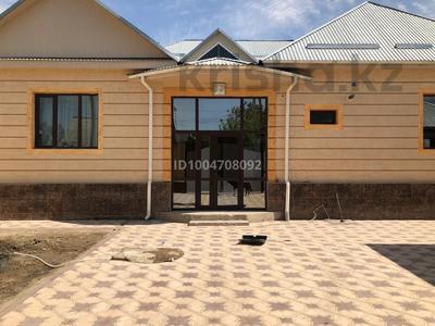 Дом · 6 комнат · 210 м², Репина 8 — Центр конаева комратова за 70 000 〒 в Таразе