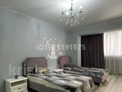3-комнатная квартира · 108 м² · 5/5 этаж, 15-й мкр 3 за 27.5 млн ₸ в Актау