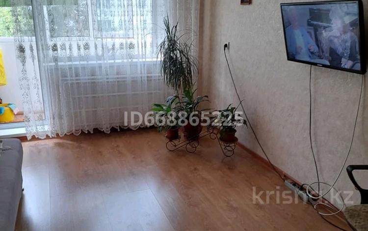 2-комнатная квартира, 46 м², 2/5 этаж, Айманова 5 за 16.8 млн 〒 в Павлодаре — фото 2