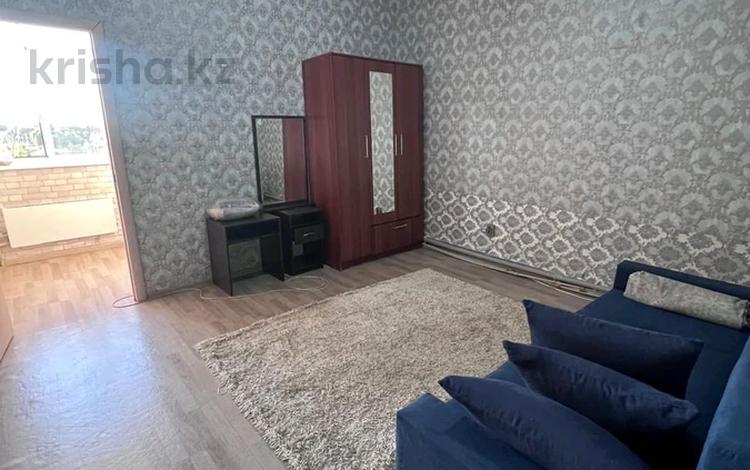 1-комнатная квартира · 30 м² · 5/5 этаж, мкр Кокжиек 20 — Возле школы за 15 млн ₸ в Алматы, Жетысуский р-н — фото 2