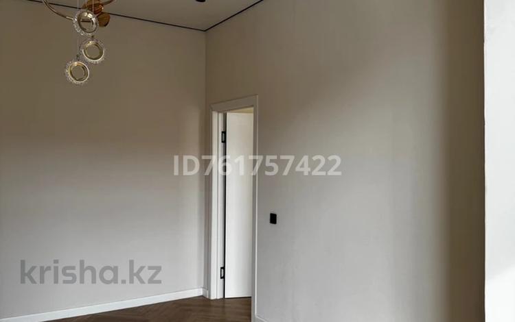 1-бөлмелі пәтер · 43 м² · 3/5 қабат, мкр Юго-Восток, Жк Медина 3, бағасы: 25 млн ₸ в Караганде, Казыбек би р-н — фото 2