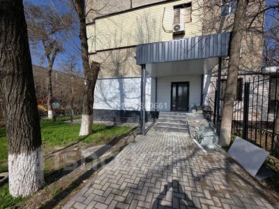 Свободное назначение, офисы, медцентры и аптеки, образование, развлечения, кабинеты и рабочие места · 65 м² за 350 000 ₸ в Шымкенте, Туран р-н