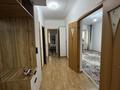 2-комнатная квартира · 58 м² · 1/5 этаж, Мкр Арай 3 80э — Пәтер мкр Арай 3те орналасқан. 15 мектеп-лицейі бар, балабақша бар. жақын жерде дүкен, аулада ойын алаңы бар. 35,20,31 қоғамдық көлік (автобус) жүреді. за 150 000 ₸ в  — фото 9