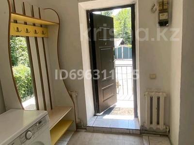 1-комнатная квартира · 17 м² · 1/1 этаж, мкр Кенсай — улица шокая. Возле магазина жанибек за 90 000 ₸ в Алматы, Медеуский р-н