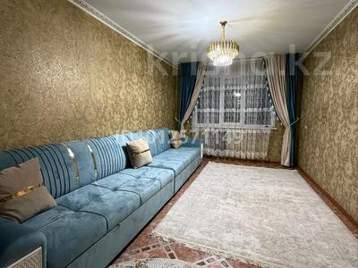 3-бөлмелі пәтер · 90 м² · 1/5 қабат, 1 микрорайон 16, бағасы: 200 000 ₸ в Жанатасе