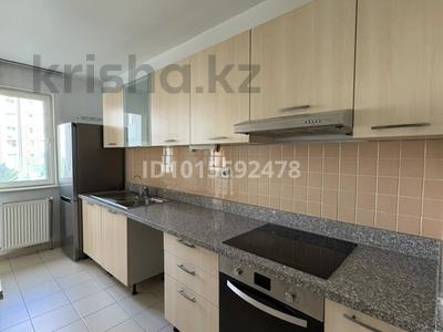 2-комнатная квартира · 62 м² · 2/16 этаж, мкр Аккент 58 за 320 000 ₸ в Алматы, Алатауский р-н