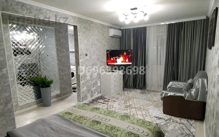 1-комнатная квартира · 30 м² · 2/5 этаж, Сатпаев 117 за 13 000 ₸ — фото 30