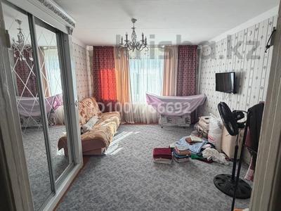 3-комнатная квартира · 64 м² · 10/10 этаж, Камзина 352 — Магазин Эрзи за 22 млн ₸ в Павлодаре