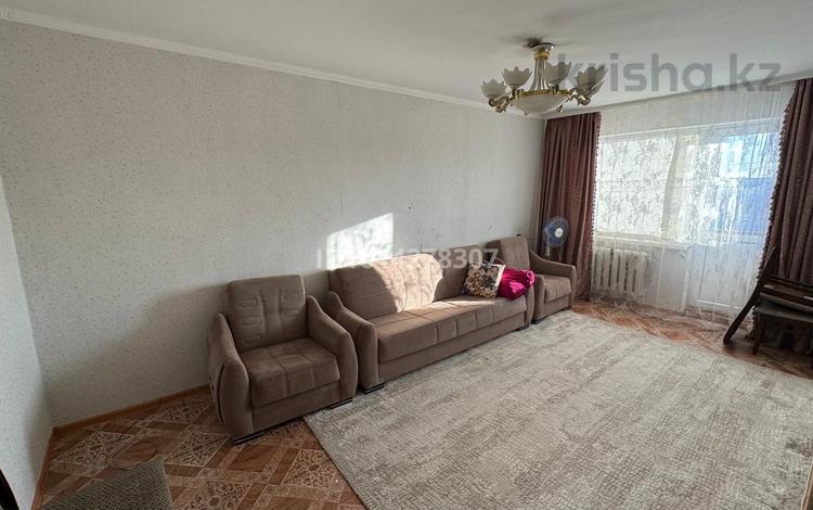 2-бөлмелі пәтер · 43.8 м² · 4/5 қабат, Алашахана 18 — Анаркулова, бағасы: 14 млн ₸ в Жезказгане — фото 2