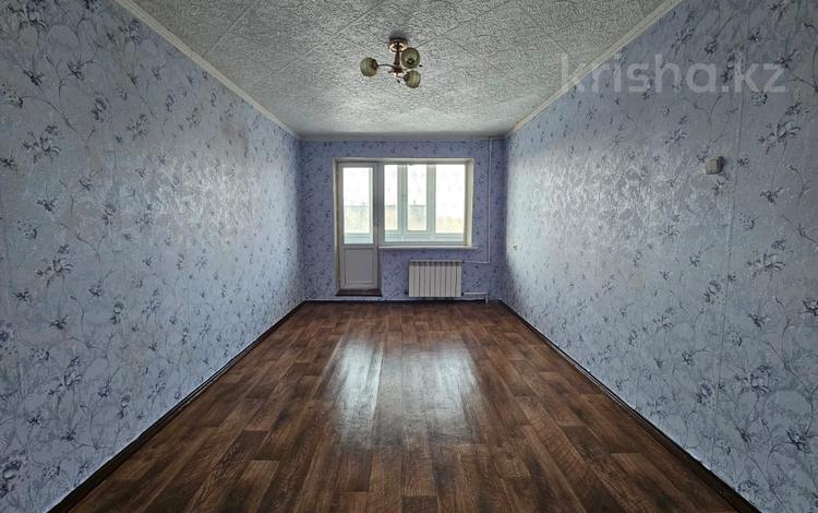 1-комнатная квартира, 30.7 м², 4/5 этаж, строителей за 4.5 млн 〒 в Темиртау — фото 2