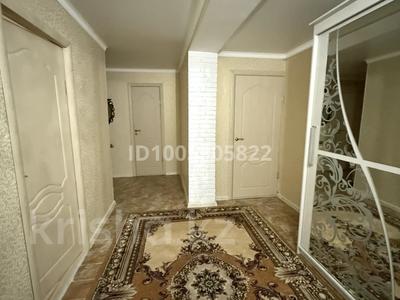 2-комнатная квартира · 63.5 м² · 1/5 этаж, Билге Каган 42 — вокзала за 17 млн 〒 в Актобе, мкр. Курмыш