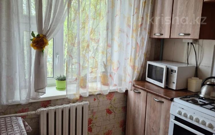 3-бөлмелі пәтер · 45 м² · 2/4 қабат, Жетысу 28, бағасы: 150 000 ₸ в Талдыкоргане, мкр Жетысу — фото 2