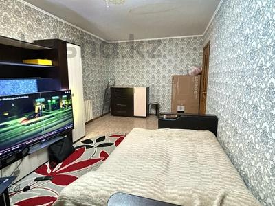 Продажа квартир в Актюбинской обл.: 1-комнатная квартира · 30.2 м² · 1/5 этаж, Абая за 10.9 млн 〒 1-комнатная квартира · 30.2 м² · 1/5 этаж, Абая за 10.9 млн 〒 в Актобе
