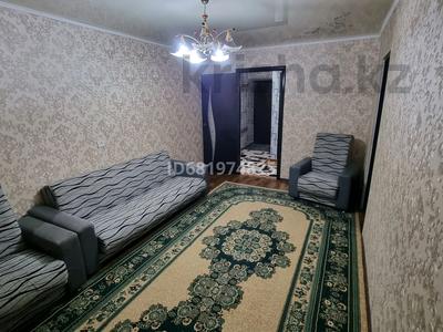 2-комнатная квартира, 47 м², 2/5 этаж посуточно, Алтынсарина за 8 000 〒 в Кентау