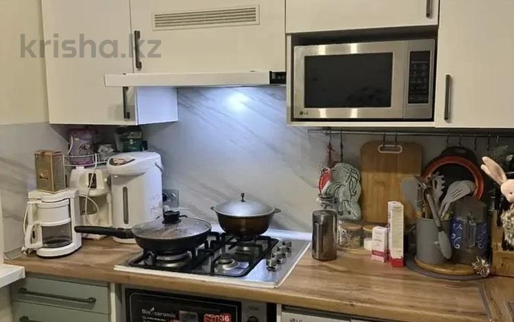 3-комнатная квартира · 59 м² · 4/4 этаж, мкр №1 22 за 35 млн ₸ в Алматы, Ауэзовский р-н — фото 2