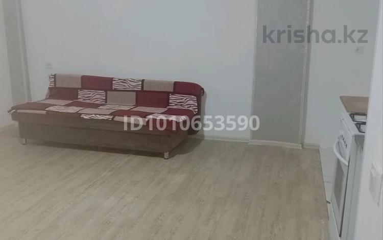 Отдельный дом · 2 комнаты · 56 м² · 8 сот., мкр Ынтымак-2, Жуантобе 79 — Мешітке қарама қарсы көше за 100 000 ₸ в Шымкенте, Абайский р-н — фото 2