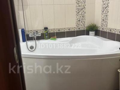 4-комнатная квартира · 104 м² · 5/9 этаж, Қабанбай батыр 48 за 350 000 ₸ в Семее