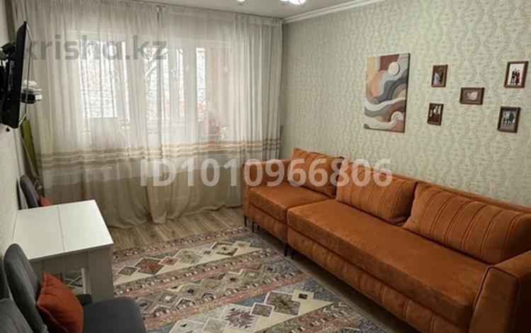 3-бөлмелі пәтер · 58 м² · 2/4 қабат, мкр №10 А 11, бағасы: 38 млн ₸ в Алматы, Ауэзовский р-н — фото 2