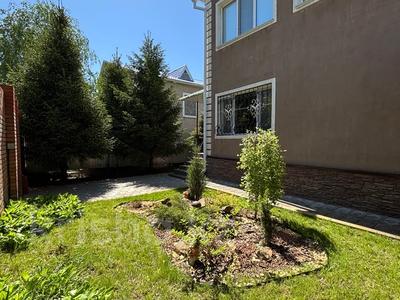 Отдельный дом · 4 комнаты · 278 м² · 8.76 сот., мкр Астана за 119.5 млн 〒 в Уральске