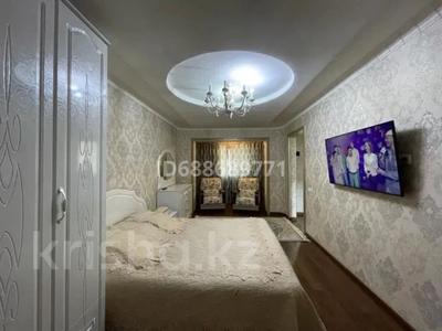1-бөлмелі пәтер · 32 м² · 3/5 қабат, Проспект Бауыржана Момышулы, бағасы: 14 000 ₸ в Шымкенте, Аль-Фарабийский р-н