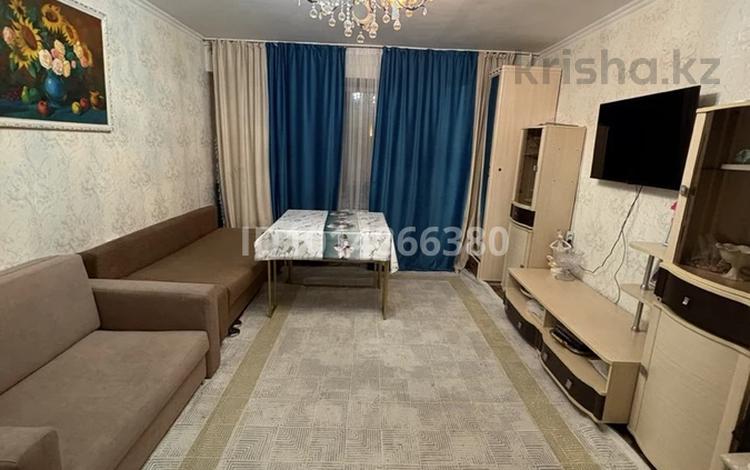 3-комнатная квартира · 67 м² · 6/12 этаж, Республика — Набережная за 300 000 ₸ в Астане, Сарыарка р-н — фото 2