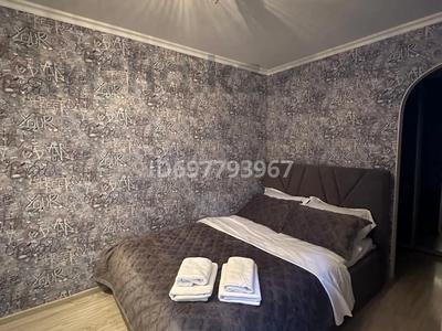 1-бөлмелі пәтер · 44 м² · 4/5 қабат, Жаңа қала ш/а. 51, бағасы: 14 000 ₸ в Караганде, Казыбек би р-н