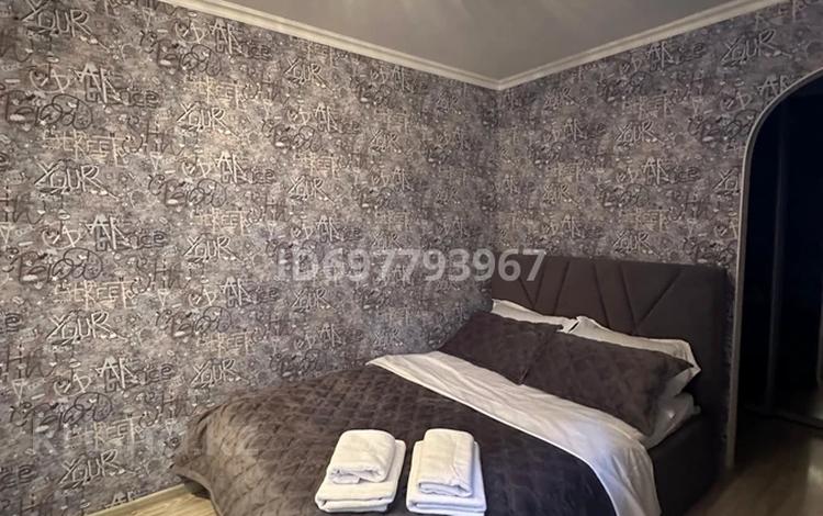 1-бөлмелі пәтер · 44 м² · 4/5 қабат, Жаңа қала ш/а. 51, бағасы: 14 000 ₸ в Караганде, Казыбек би р-н — фото 2