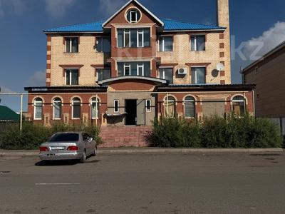 Еркін, кеңселер, дүкендер мен бутиктер, сұлулық салондары, медорталықтар мен дәріханалар, білім орталықтары, ойын-сауық, кабинеттер және жұмыс орындары, студиялар · 702 м², бағасы: 2.5 млн ₸ в Астане