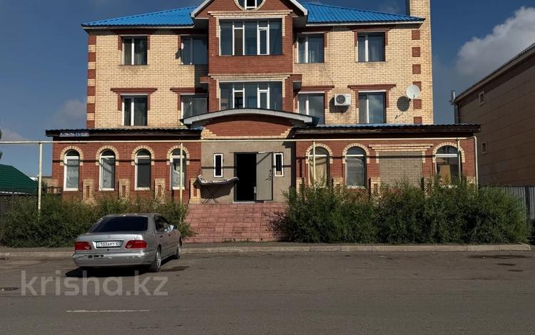 Еркін, кеңселер, дүкендер мен бутиктер, сұлулық салондары, медорталықтар мен дәріханалар, білім орталықтары, ойын-сауық, кабинеттер және жұмыс орындары, студиялар · 702 м², бағасы: 2.5 млн ₸ в Астане — фото 14