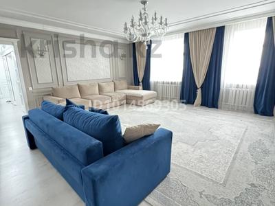 5-комнатная квартира · 200 м² · 12/12 этаж, Сейфуллина 65 за 59.9 млн ₸ в Астане, Сарыарка р-н