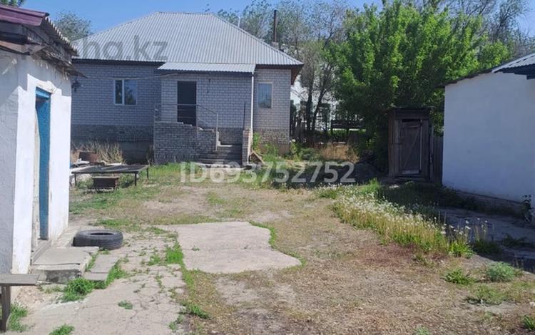 Отдельный дом · 3 комнаты · 150 м² · 10 сот., Чайкина — Рынок Мереке за 55 млн ₸ в Семее — фото 2
