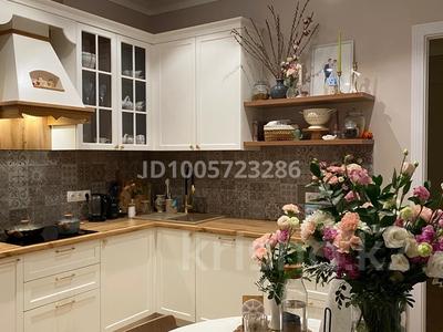 3-комнатная квартира · 112 м² · 2/17 этаж, Радостовца 280 за 178 млн 〒 в Алматы, Бостандыкский р-н