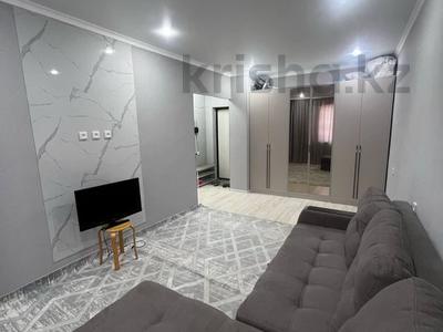 1-бөлмелі пәтер · 50 м² · 7/7 қабат, 16-й мкр 15/1, бағасы: 10.5 млн ₸ в Актау
