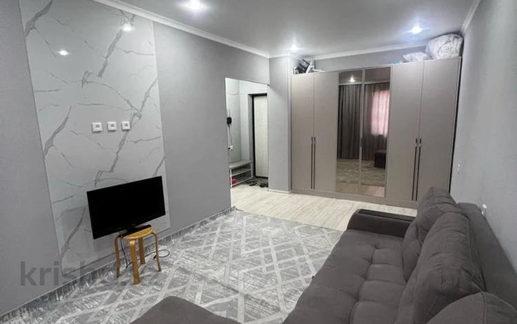 1-бөлмелі пәтер · 50 м² · 7/7 қабат, 16-й мкр 15/1, бағасы: 10.5 млн ₸ в Актау — фото 2