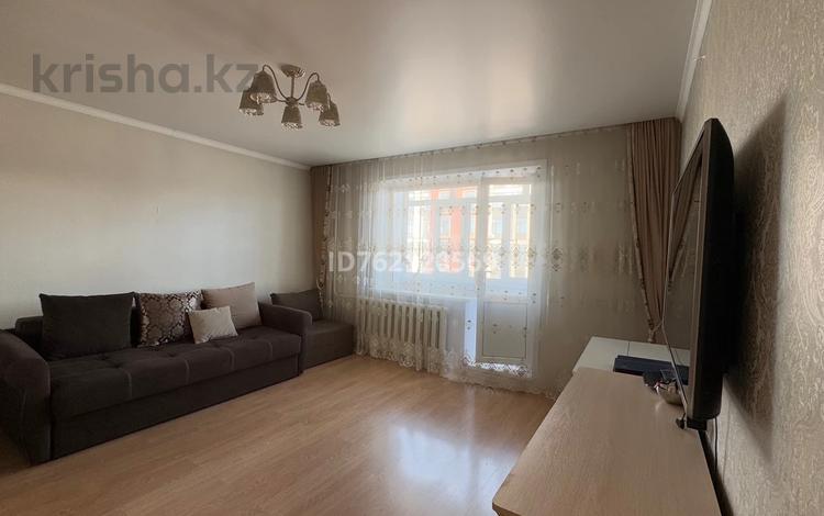 1-комнатная квартира · 35.7 м² · 7/9 этаж, мкр Юго-Восток, Шахтёров 7 — Пр. Шахтёров, напротив мечети за 19 млн ₸ в Караганде, Казыбек би р-н — фото 2