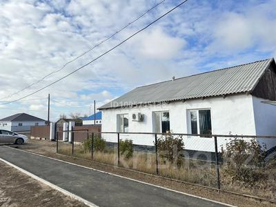 Отдельный дом · 3 комнаты · 100 м² · 10 сот., Сайханова 73 — Сайханов-Бахитов көшесі қиылысында за 10 млн ₸ в Есбол (Кулагино)