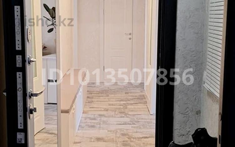 3-бөлмелі пәтер · 68.3 м² · 4/5 қабат, Байсеитовой 6, бағасы: 28 млн ₸ в Темиртау — фото 2