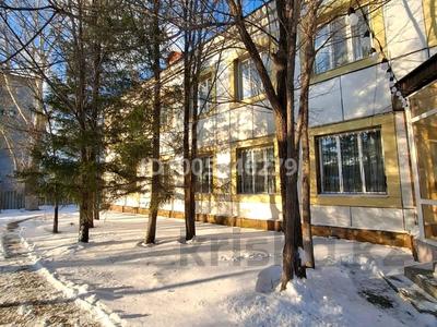 Дом · 10 комнат · 623 м², Абая 10 — Плаза - магазин. за 100 000 〒 в Бурабае