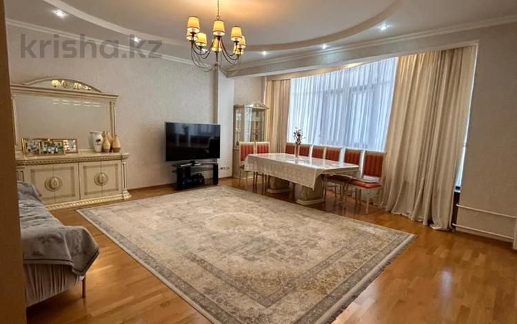 3-комнатная квартира · 131 м² · 4/10 этаж, мкр 12 за 42 млн ₸ в Актобе — фото 2