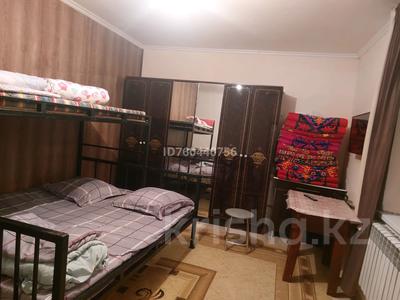 Жеке үй · 2 бөлме · 55 м², Жиделибайсын 4 — Амина клиника жақта, бағасы: 3 500 〒 в Туркестане