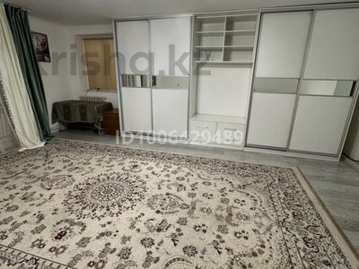 Отдельный дом · 3 комнаты · 95 м², мкр Атырау, Байқонұр за 200 000 〒