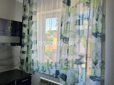 2-комнатная квартира · 45 м² · 2/3 этаж, Бийская за 180 000 〒 в Алматы, Жетысуский р-н