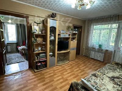 3-комнатная квартира, 60 м², 2/5 этаж, Новаторов 7 за 22.5 млн 〒 в Усть-Каменогорске