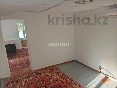 Аренда домов или дач в Алматинской обл.: Отдельный дом · 2 комнаты · 35 м² · помесячно, Аль-Фараби 37 — Кунаева за 90 000 〒 Отдельный дом · 2 комнаты · 35 м² · помесячно, Аль-Фараби 37 — Кунаева за 90 000 〒 в Каскелене