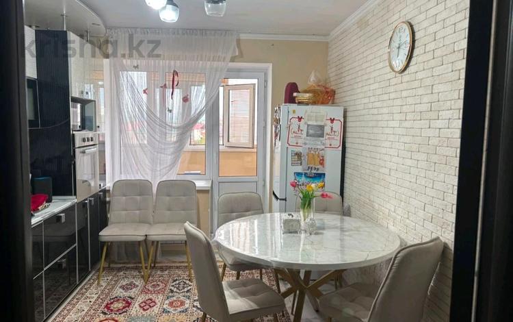 3-бөлмелі пәтер · 91 м² · 4/9 қабат, 12 ш/а., Бокенбай батыр 22, бағасы: 30 млн ₸ в Актобе, мкр 12 — фото 2