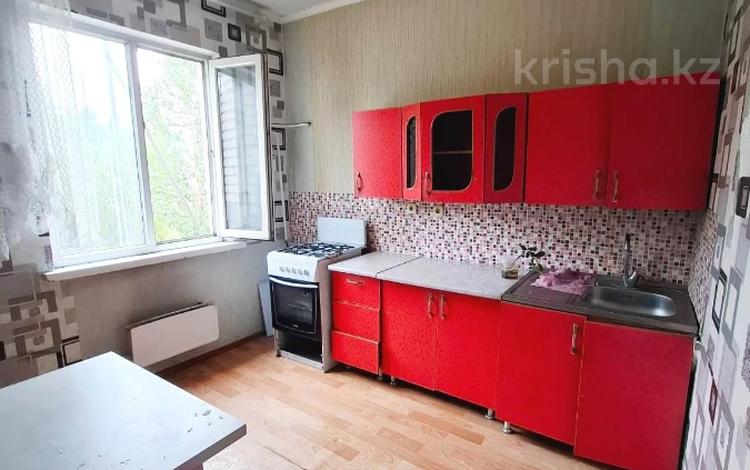 1-бөлмелі пәтер · 41 м² · 2/6 қабат, Көкжиек ш/а. — Школа №177 | Поликлиника №21, бағасы: 20 млн ₸ в Алматы, Жетысуский р-н — фото 3