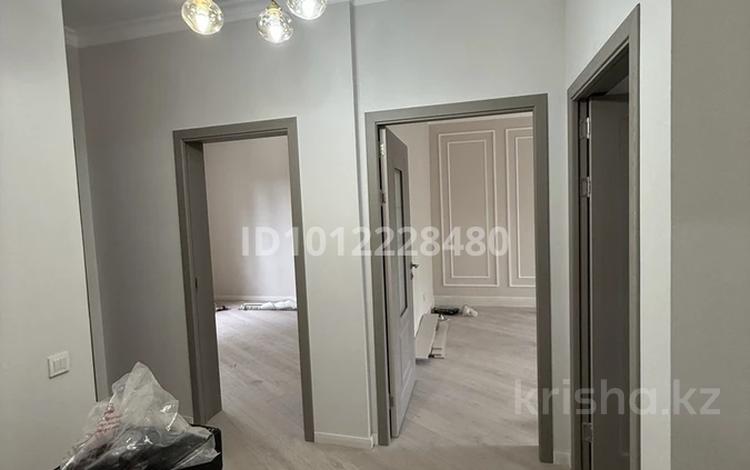 2-бөлмелі пәтер · 53.2 м² · 3/5 қабат, просп. Кабанбай батыра 10Б, бағасы: 24.5 млн ₸ в Шымкенте, Енбекшинский р-н — фото 2