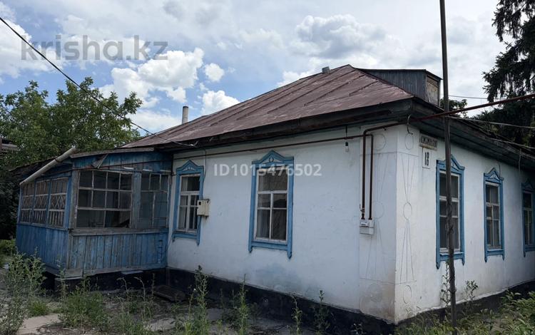 Отдельный дом · 5 комнат · 82 м² · 8.48 сот., Байтурсынова 18 — Поворот перед магазином ALMAS за 30 млн ₸ в  — фото 2